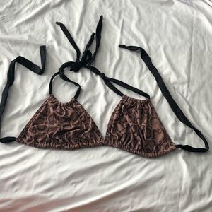 Plus size 3X/4X snake print bikini top